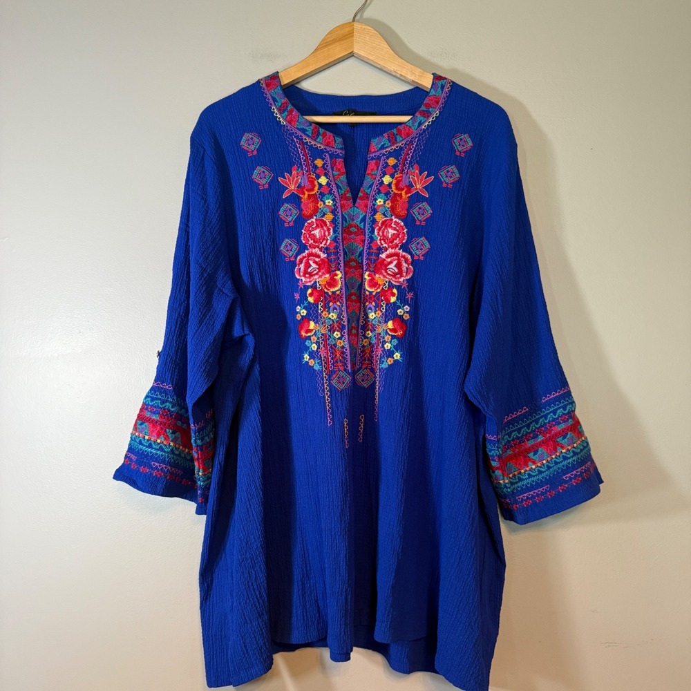 Calessa Royal Blue Embroidered Floral Tunic Top 3X Plus Size Boho Crinkle Gauze